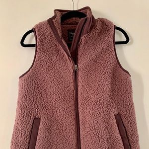 Abercrombie & Fitch Sherpa Vest